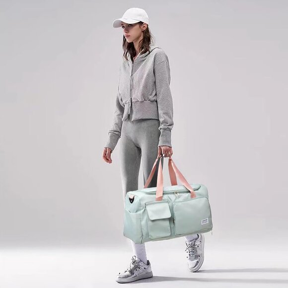 Small Gym Bag for Women, Travel Duffle Bag Carry On Weekender Bag with Shoe Comp - Picture 7 of 7